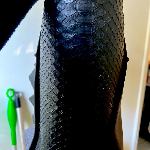 Sofia Al Asfoor Python Shield Bag - Picture 9 of 11